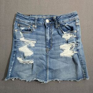 American Eagle Women 6 Distressed Blue Next Level Stretch Raw Hem Denim Skirt